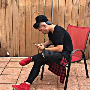 Meet your Posher, Adrian